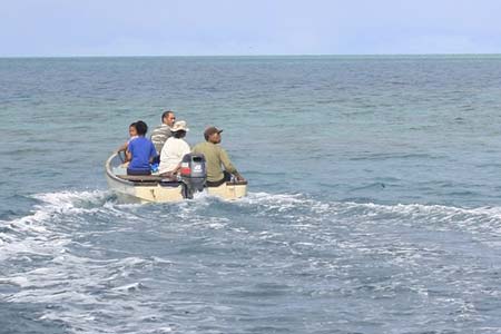 diwi family boating palau